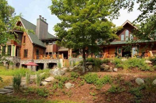 Michael Moore Net Worth house Michael Moore  house