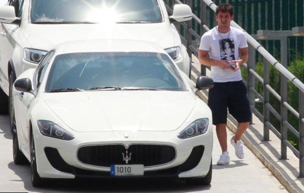 Lionel Messi Net Worth car Lionel Messi Net Worth car