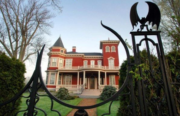 Stephen King Net Worth house Stephen King Net Worth