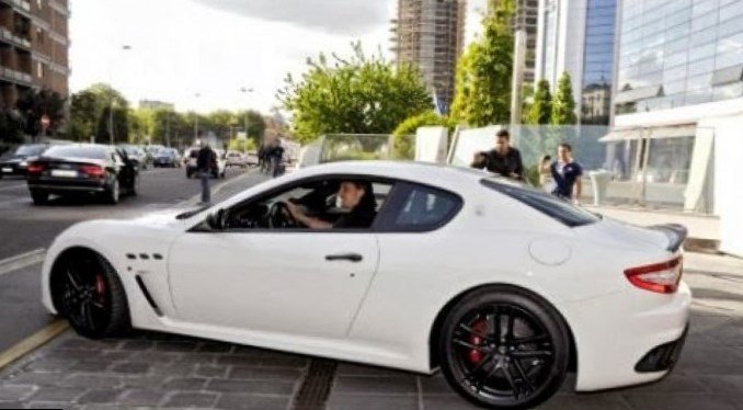 Zlatan Ibrahimovic Net Worth car Zlatan Ibrahimovic car