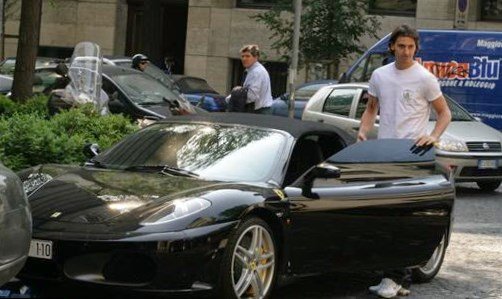 Zlatan Ibrahimovic Net Worth car Zlatan Ibrahimovic car