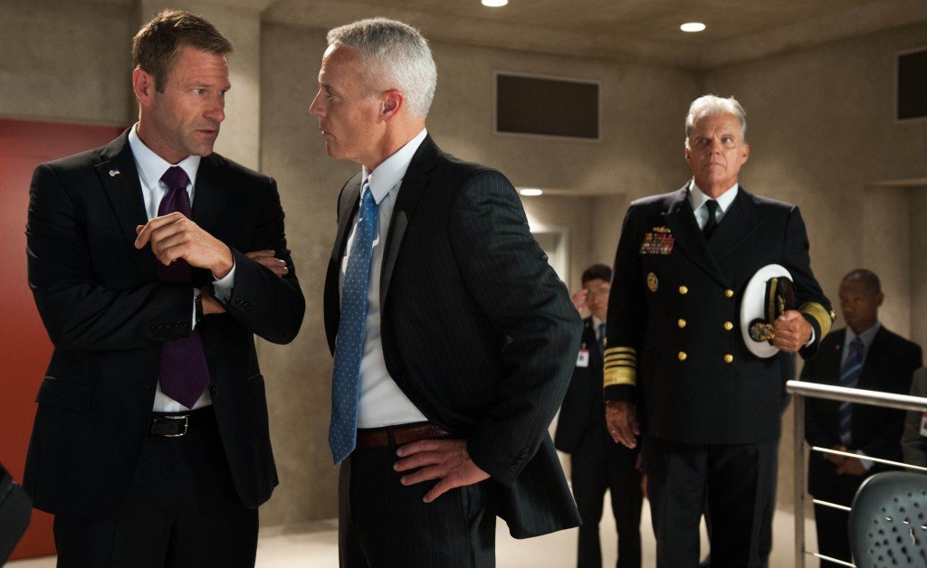 Aaron Eckhart Net Worth