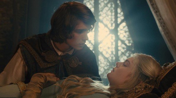 Brenton Thwaites Net Worth