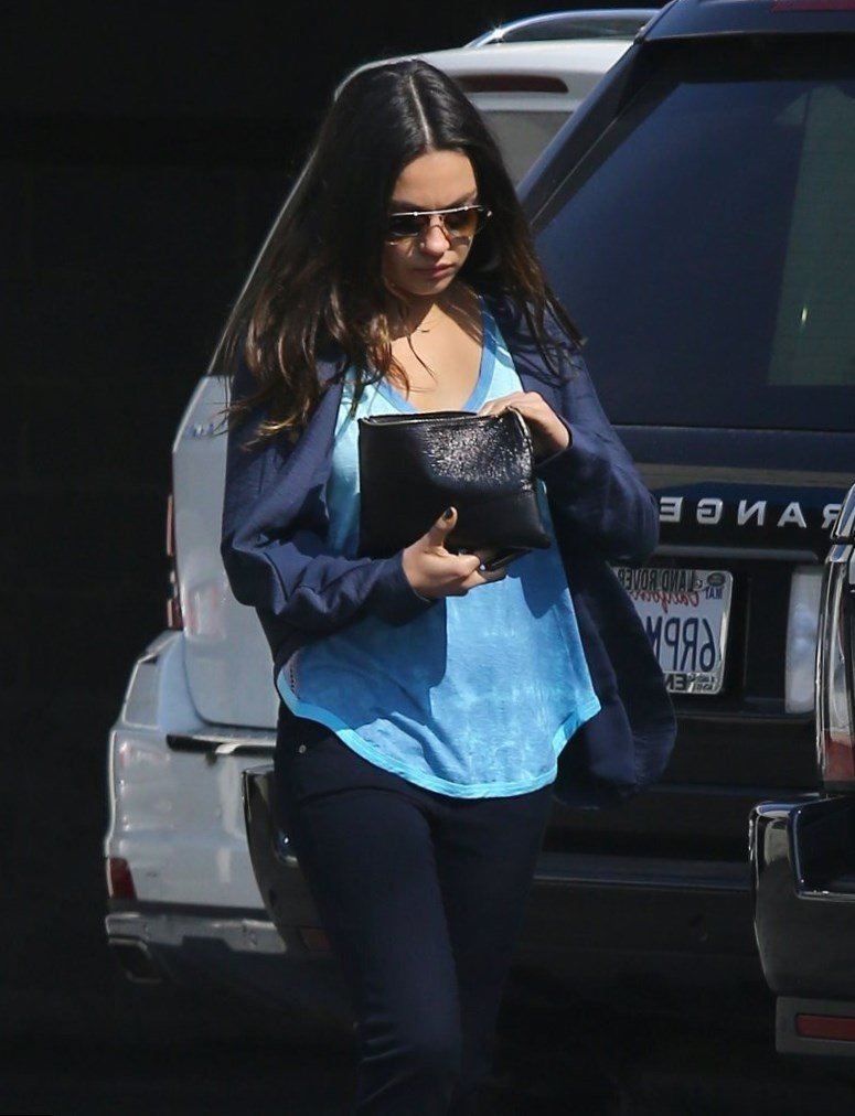 Mila Kunis car Range Rover Overfinch Mila Kunis car