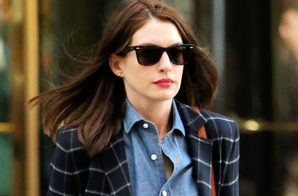 Anne Hathaway net worth