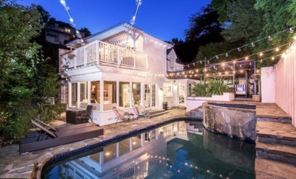 Ashley Benson   Hollywood house Ashley Benson house