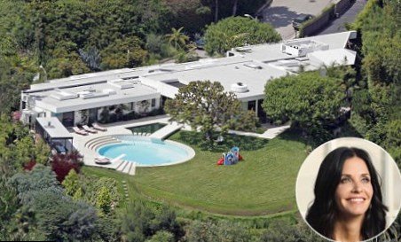 Courteney Cox house Big mansion in Beverly Hills Courteney Cox house