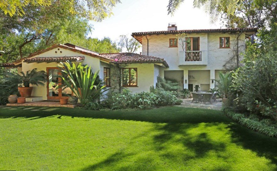 Garry Shandling house  Spanish-style estate in LA Garry Shandling house