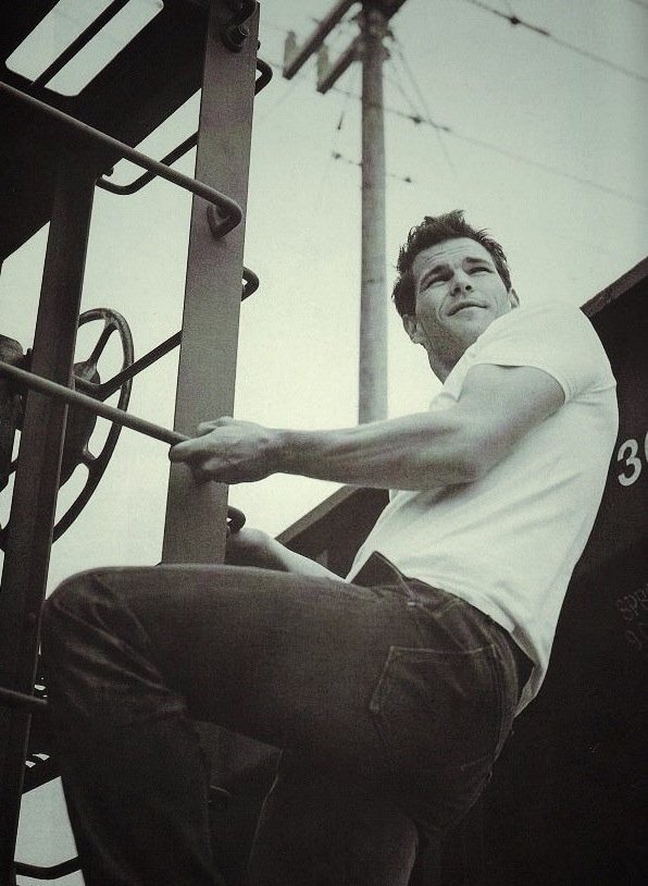 Josh Helman Net Worth