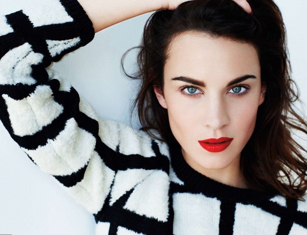 Alexa Chung net worth