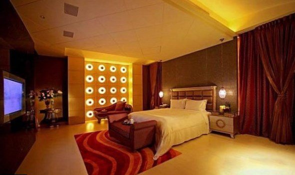 Amitabh Bachchan house