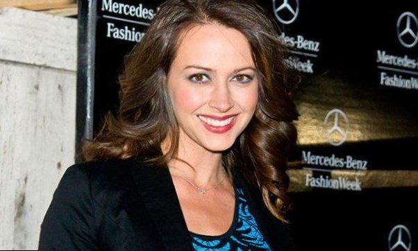 Amy Acker net worth