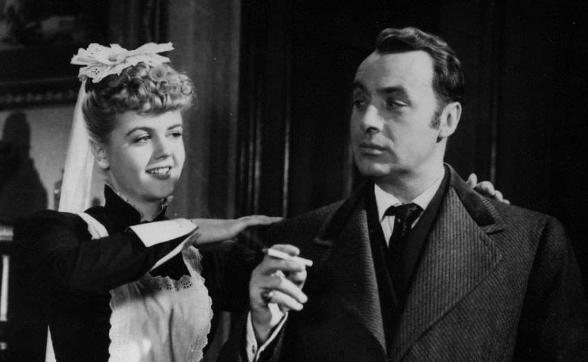 Angela Lansbury in Gaslight Angela Lansbury in Gaslight