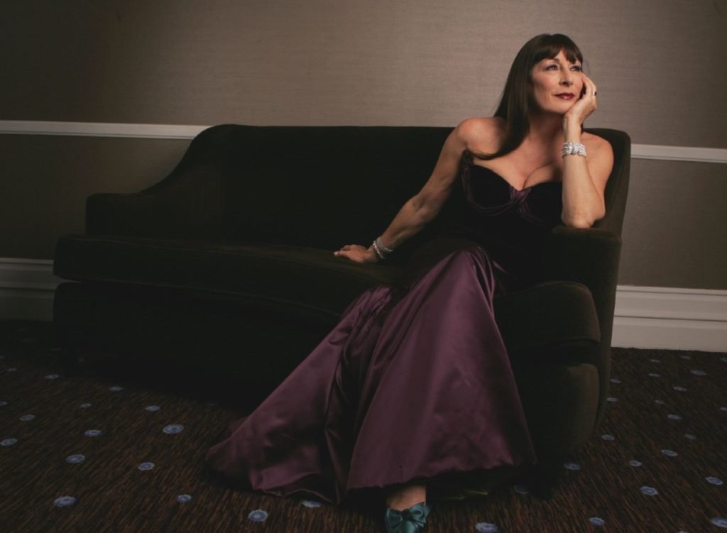 Anjelica Huston net worth